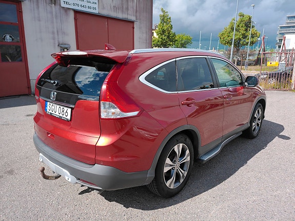 Honda CR-V 3 of 12