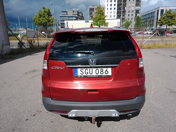 Honda CR-V 10 of 12