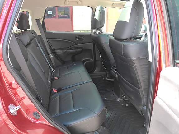 Honda CR-V 8 of 12