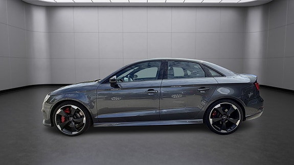 Audi RS3 8 of 19
