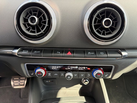 Audi RS3 15 of 19
