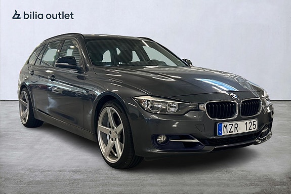 BMW 328i 4 of 22