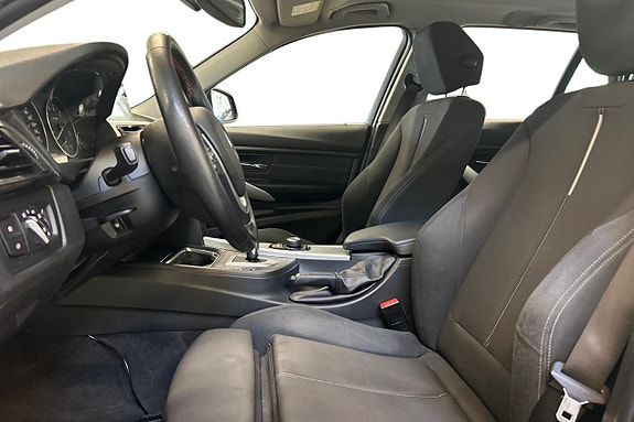 BMW 328i 12 of 22