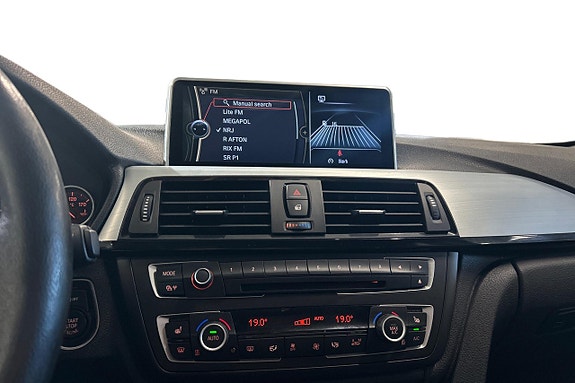 BMW 328i 17 of 22