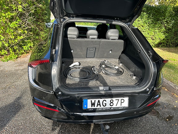 Kia EV6 5 of 8