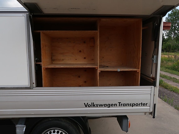 Volkswagen Transporter 10 of 15