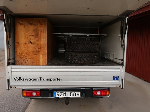 Volkswagen Transporter 11 of 15