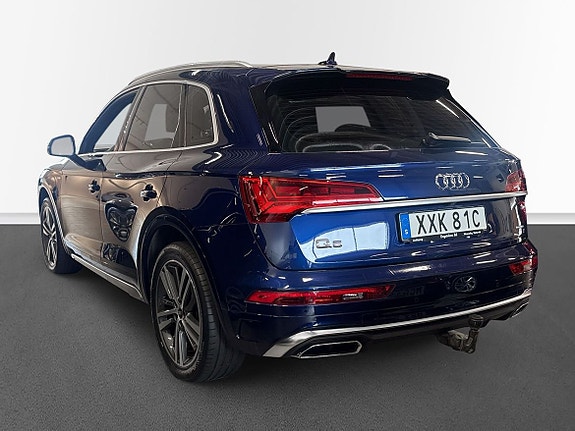 Audi Q5 2 of 10
