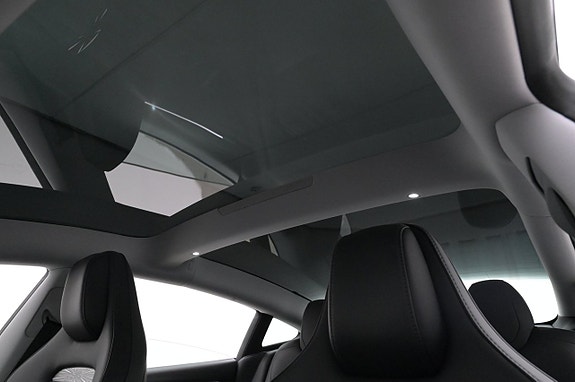 Tesla Model 3 23 of 27
