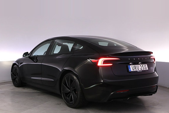 Tesla Model 3 4 of 27