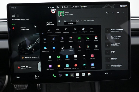 Tesla Model 3 18 of 27