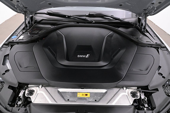 BMW i4 26 of 27