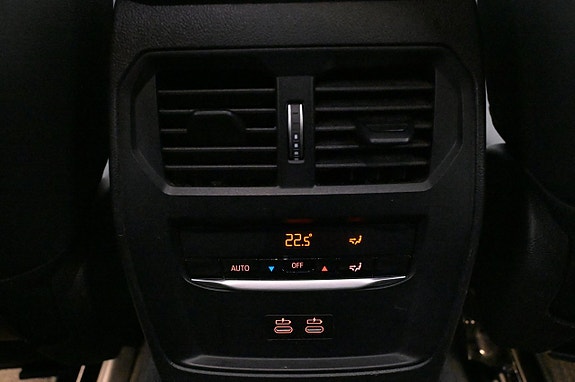 BMW i4 20 of 27