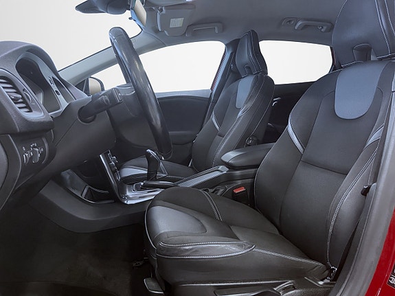 Volvo V40 6 of 15