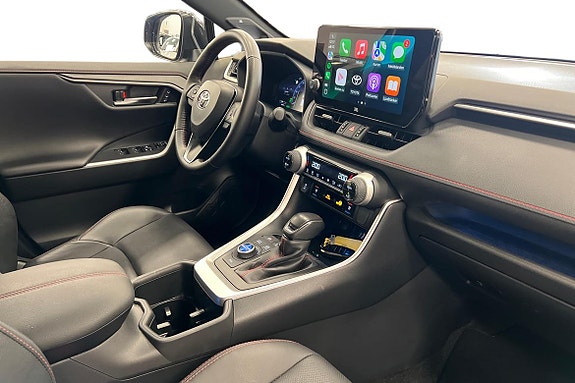 Toyota RAV4 7 of 21