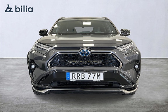 Toyota RAV4 6 of 21