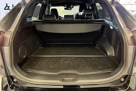 Toyota RAV4 12 of 21