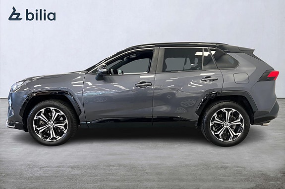Toyota RAV4 3 of 21