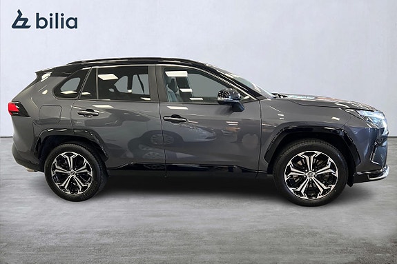 Toyota RAV4 18 of 21