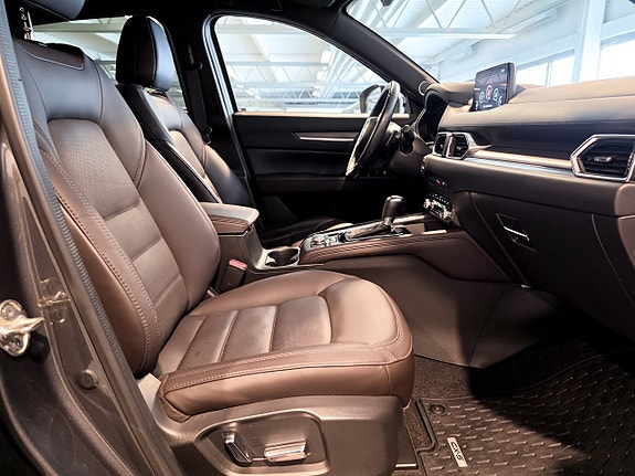 Mazda CX-5 7 of 27