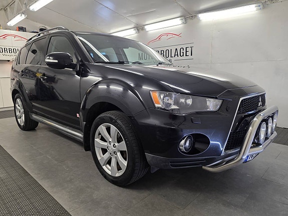 Mitsubishi Outlander AWD Automat *2011 Skinn* Atraktor 4 of 12