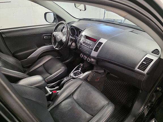 Mitsubishi Outlander AWD Automat *2011 Skinn* Atraktor 6 of 12