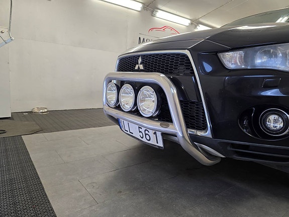 Mitsubishi Outlander AWD Automat *2011 Skinn* Atraktor 9 of 12