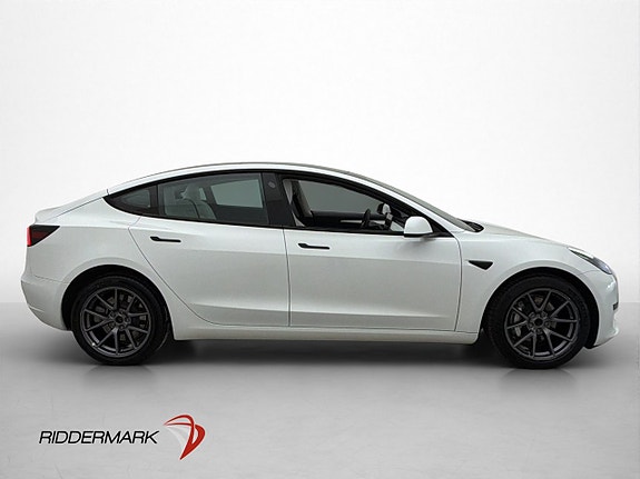Tesla Model 3 10 of 30