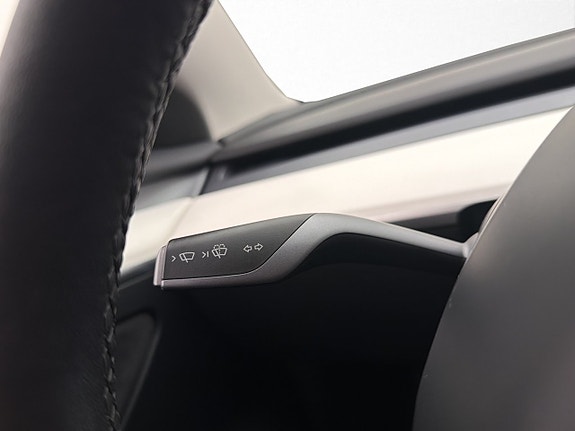 Tesla Model 3 16 of 30