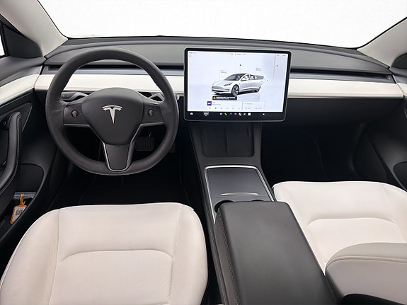 Tesla Model 3 15 of 30