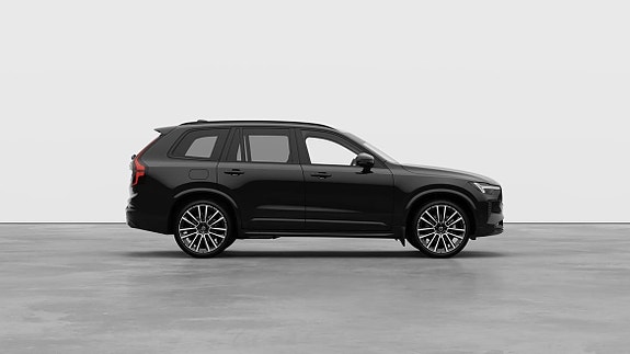 Volvo XC90 20 of 30