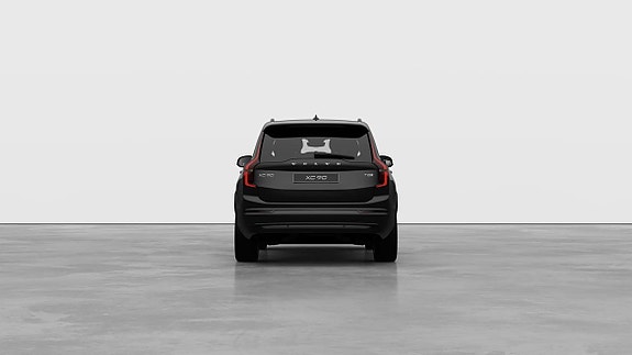 Volvo XC90 18 of 30