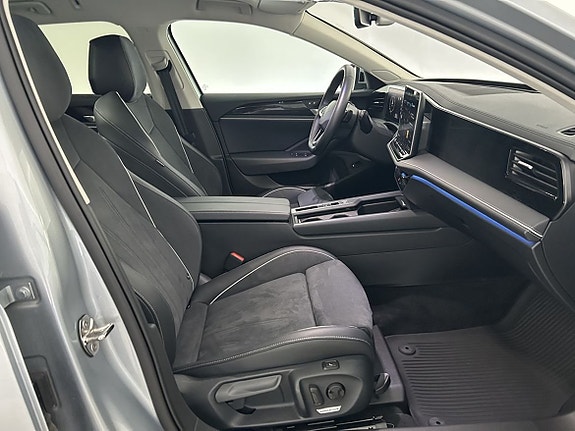 Volkswagen Passat 18 of 20