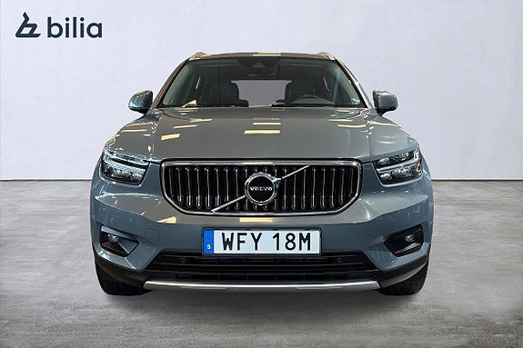 Volvo XC40 6 of 28