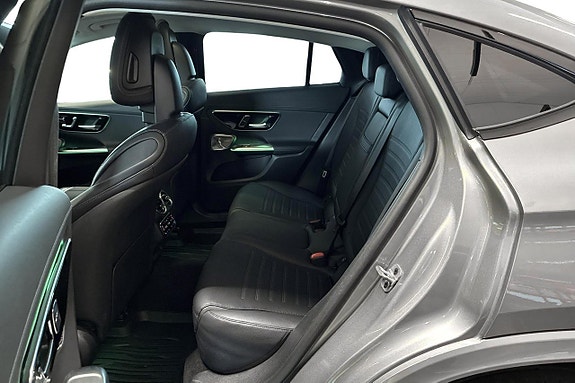 Mercedes-Benz GLC400 e 9 of 27