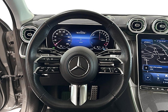 Mercedes-Benz GLC400 e 17 of 27
