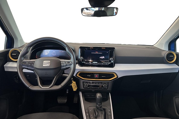 Seat Arona 11 of 22