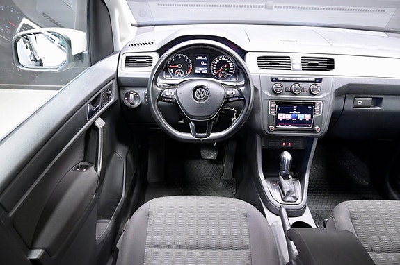 Volkswagen Caddy Maxi 15 of 23