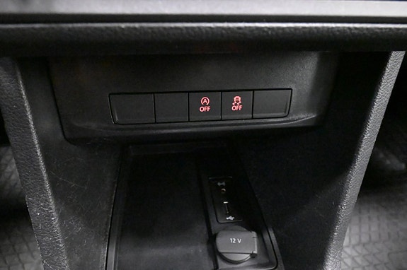 Volkswagen Caddy Maxi 19 of 23