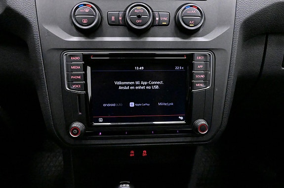 Volkswagen Caddy Maxi 22 of 23