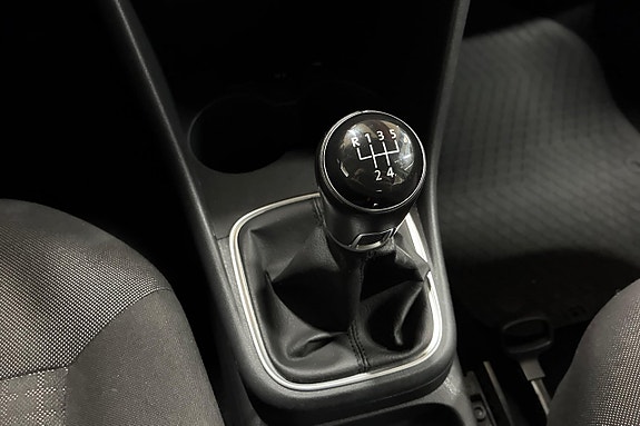 Volkswagen Polo 20 of 23