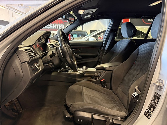 BMW 320d 10 of 27