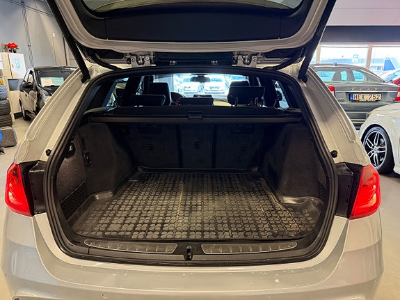 BMW 320d 26 of 27