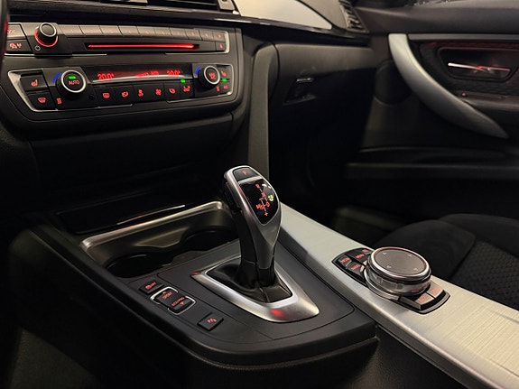 BMW 320d 16 of 27
