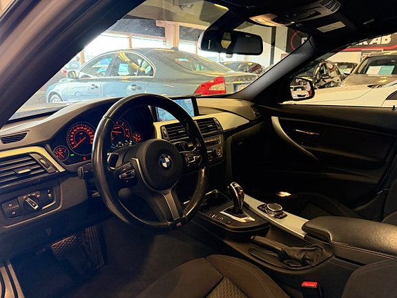 BMW 320d 11 of 27
