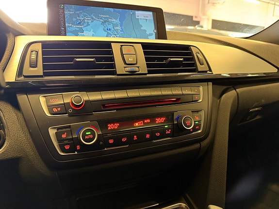 BMW 320d 15 of 27