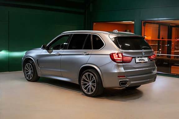 BMW X5 4 of 26