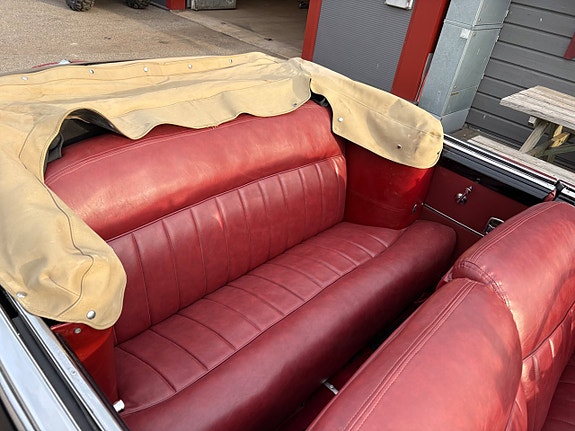 Buick Super 8 of 13
