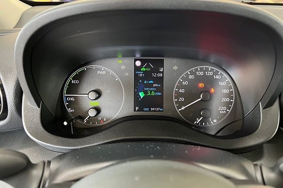 Toyota Yaris 16 of 22