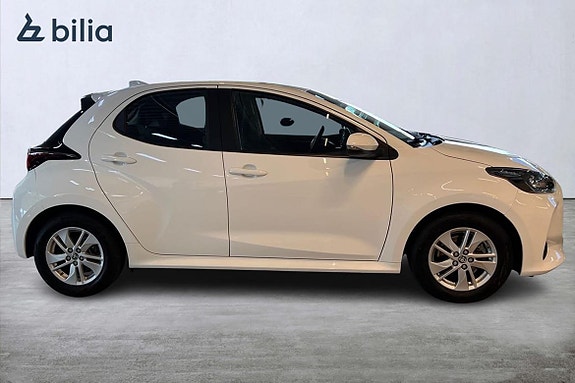 Toyota Yaris 17 of 21